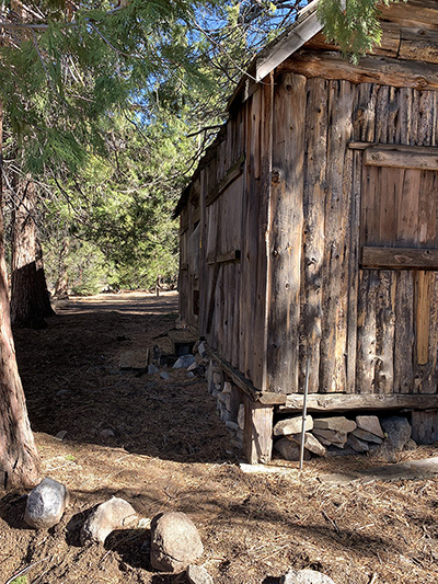 lodge north side